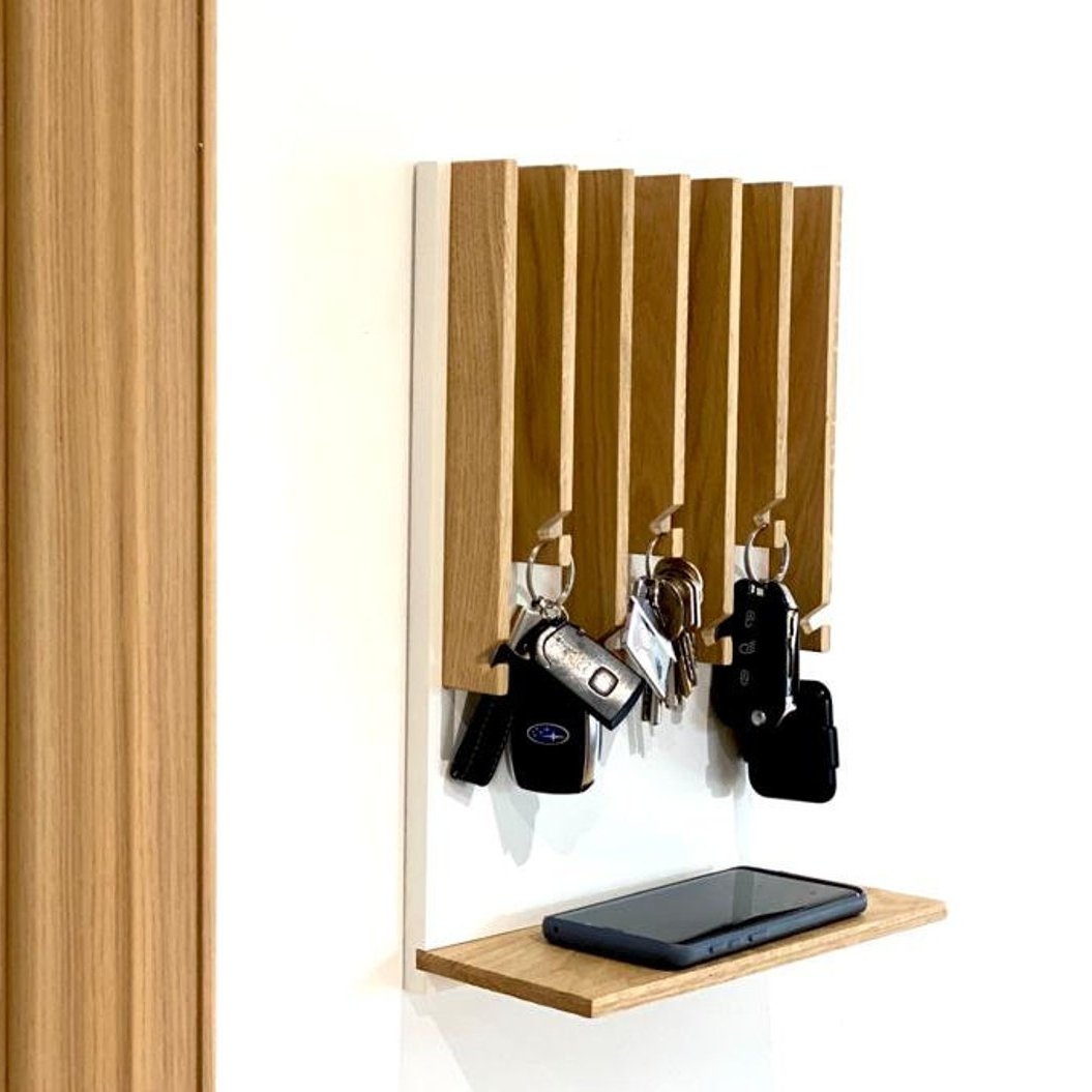 Modern Entryway Key holder with 1 shelf