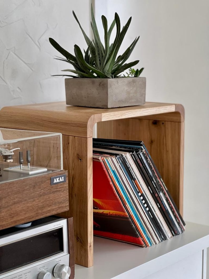 Vinyl record storage rack